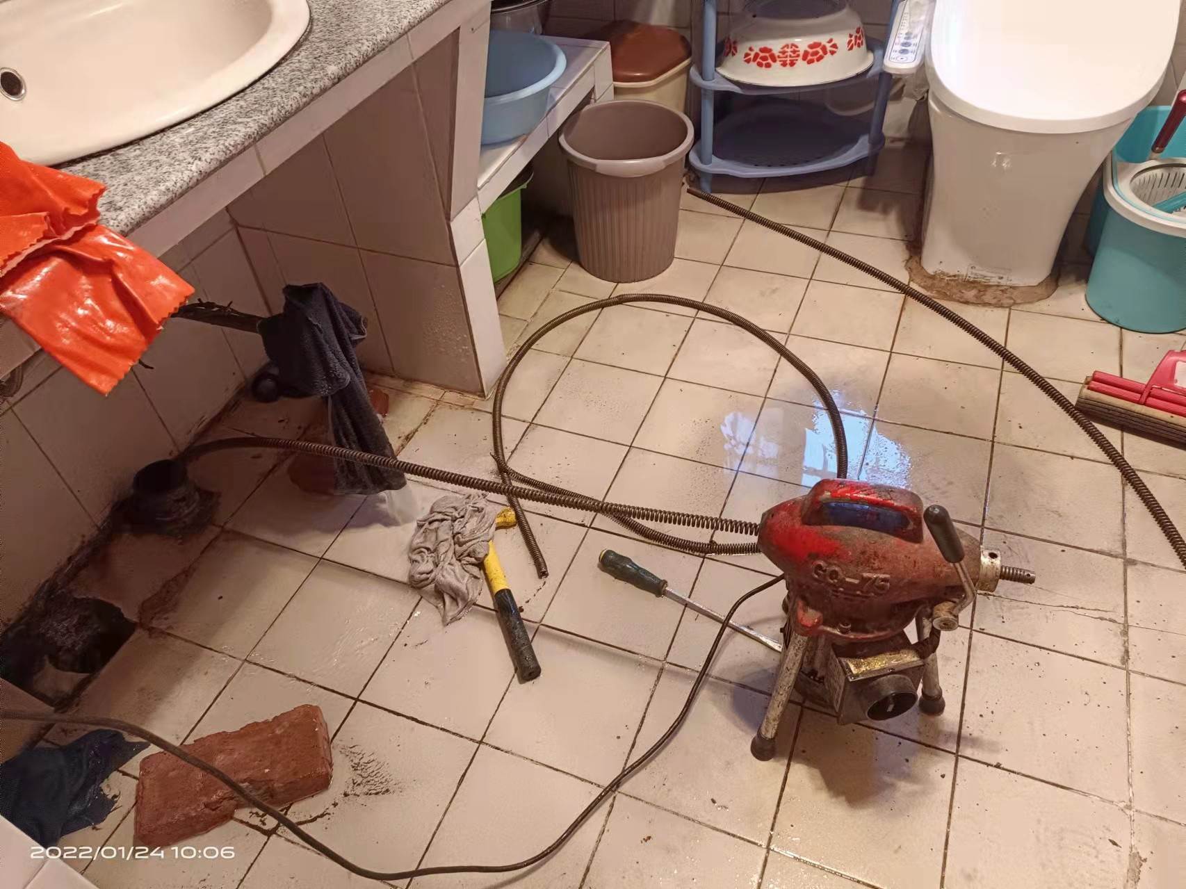 前海街道疏通厨房下水道，地漏疏通