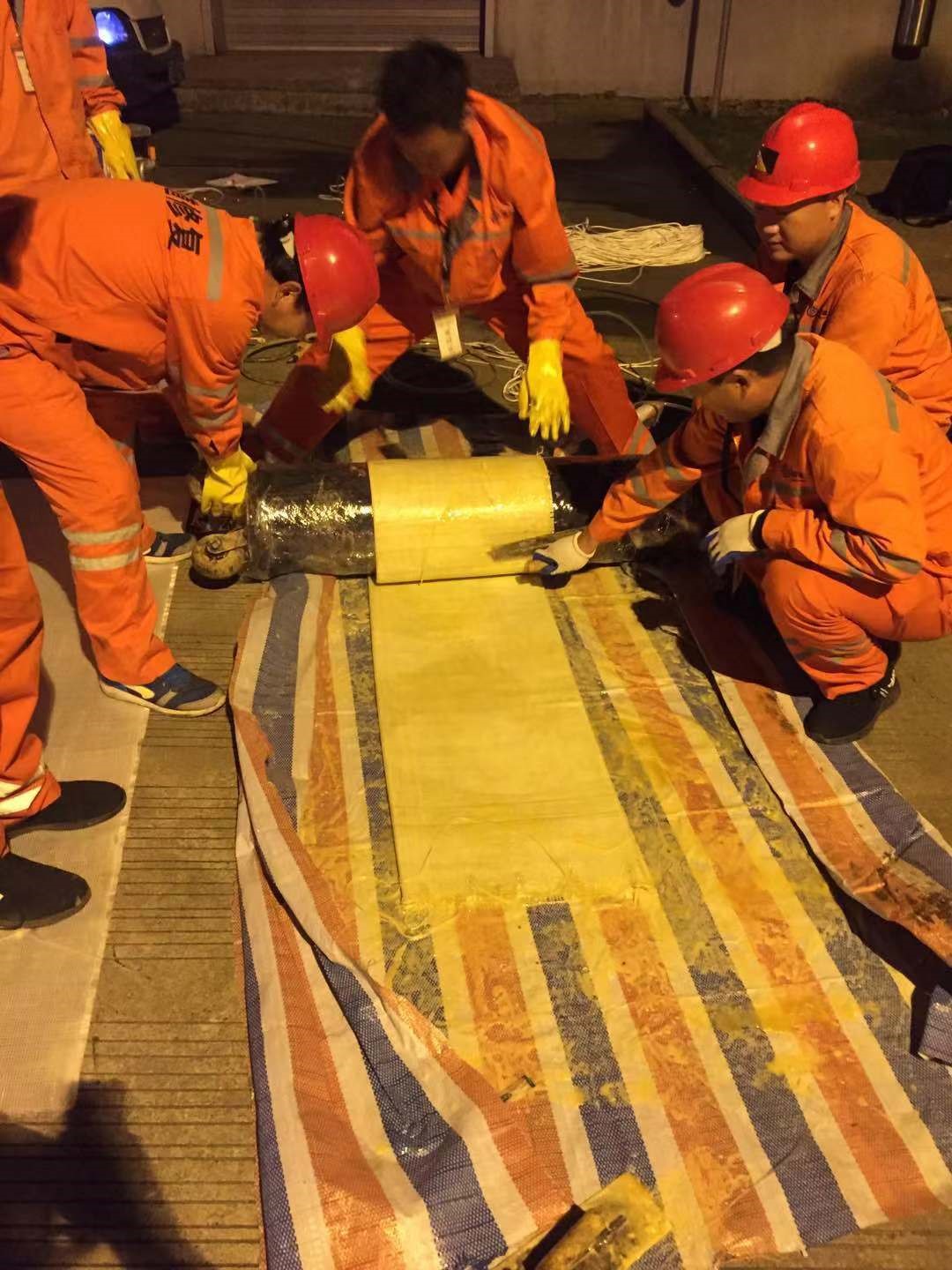 前海街道CIPP局部树脂固化法